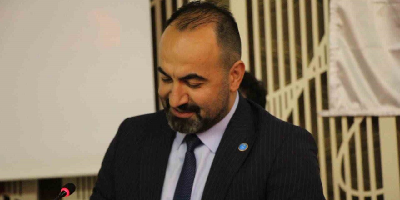 İYİ Parti Belediye Meclis üyesi Çakmak istifa etti