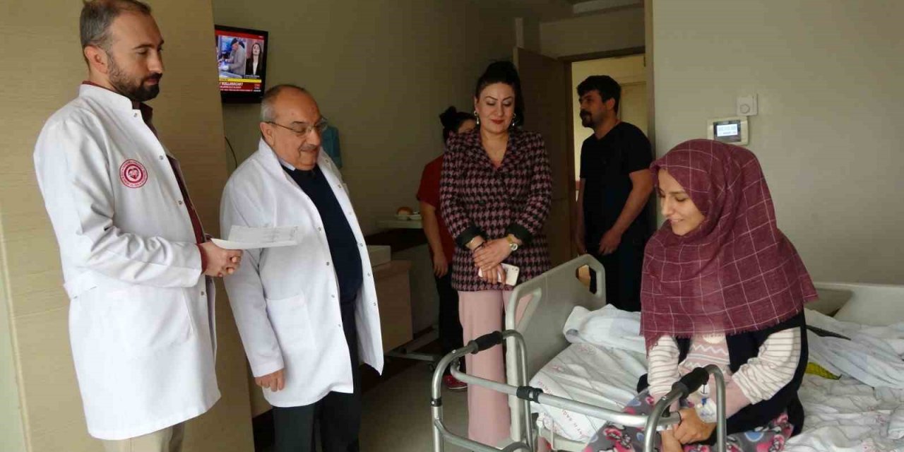 Deprem bölgesinden Siirt’e getirilen yaralılar tedavi ediliyor