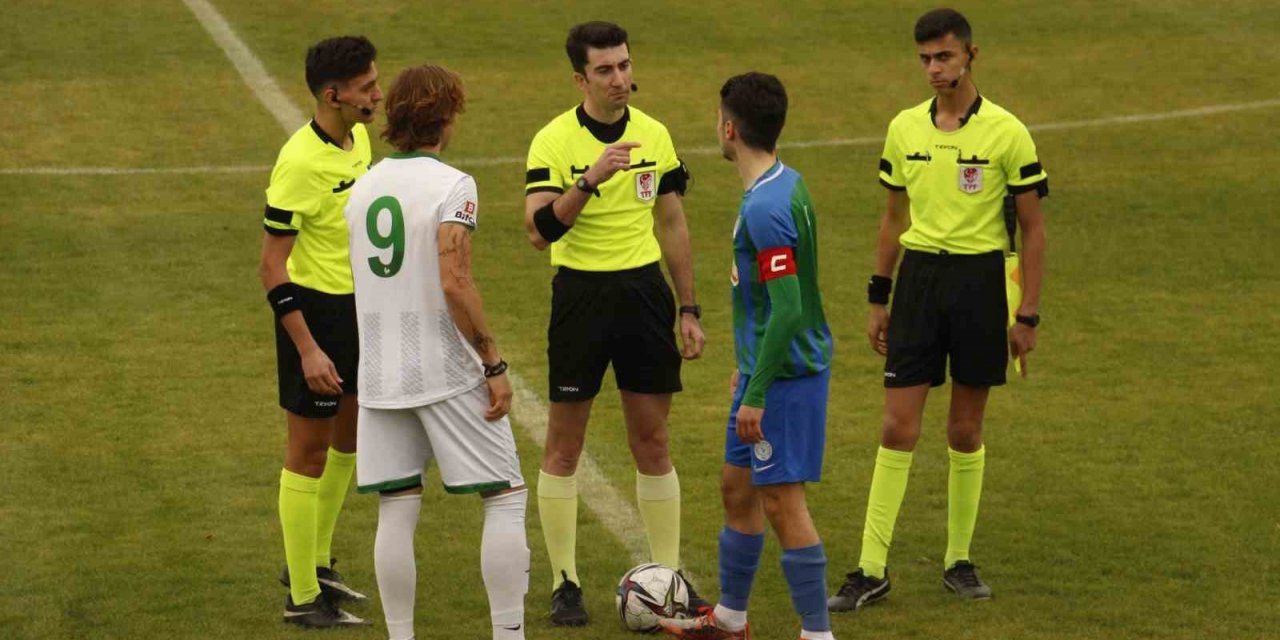 Genç horozlar Rize’yi elinden kaçırdı