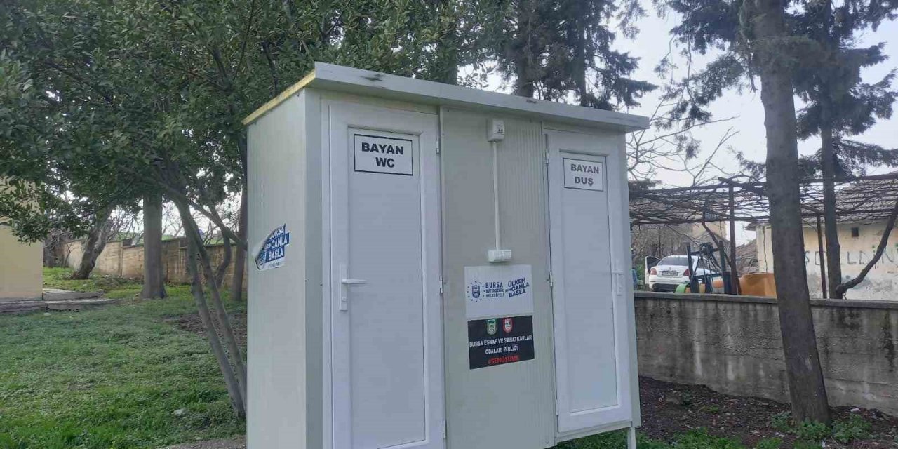 İl Özel İdaresi ekiplerinin afet bölgesindeki çalışmaları sürüyor