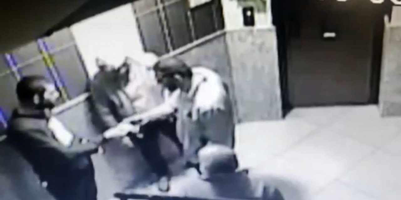 Depremzedenin 7 bin lirasını gasp ettiler