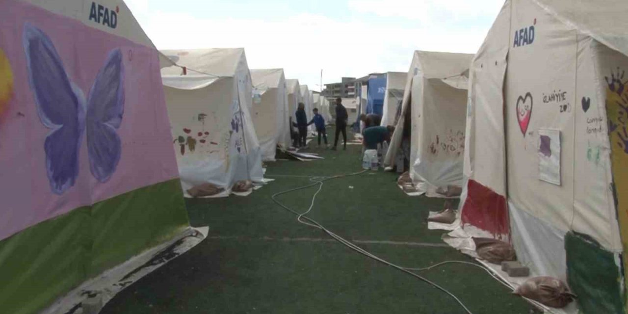 Çadır kentte yaralar sarılıyor