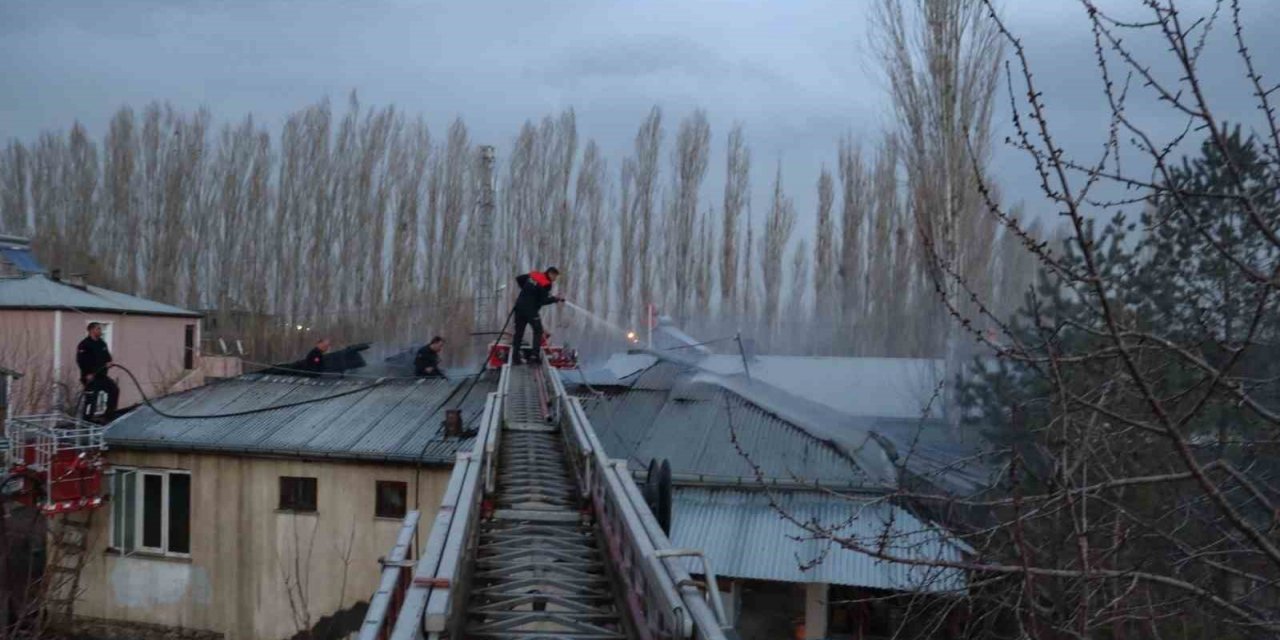 Iğdır’da gecekonduda yangın
