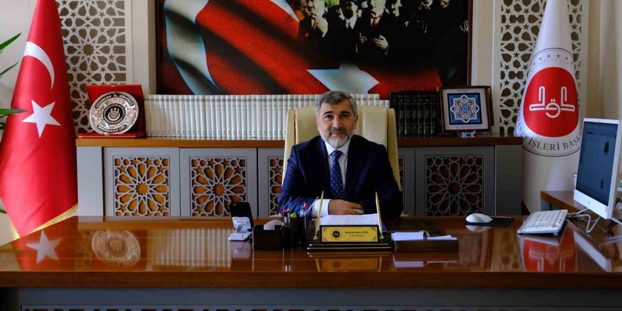 Müftü Gül: “Bu gece dualarımızda depremzedeleri unutmayalım”