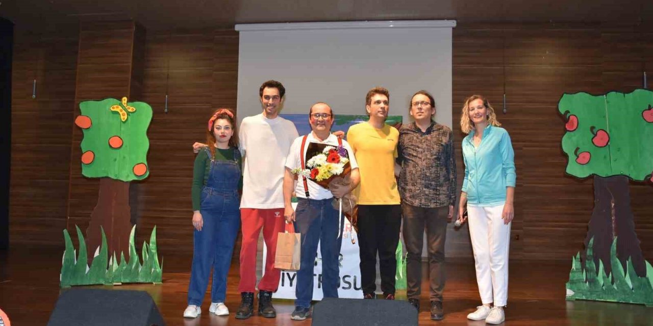 Efeler’den depremzede çocuklara moral oyunu