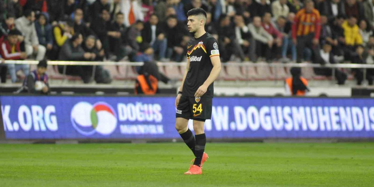 Arif Kocaman ilk golünü attı