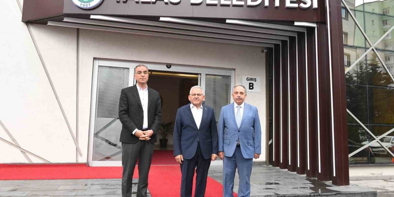 Başkan Büyükkılıç’tan Talas’ta yatırım istişare toplantısı
