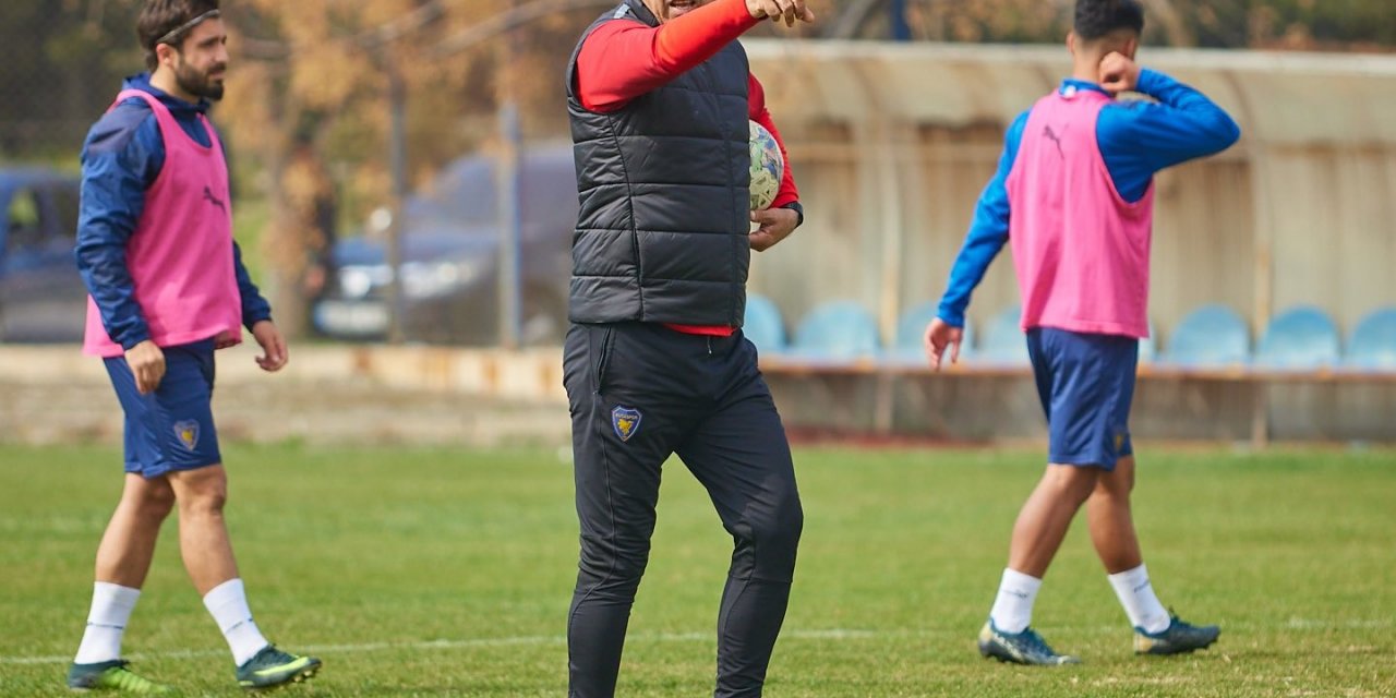 Sait Karafırtınalar, ilk sınavında kaybetmedi