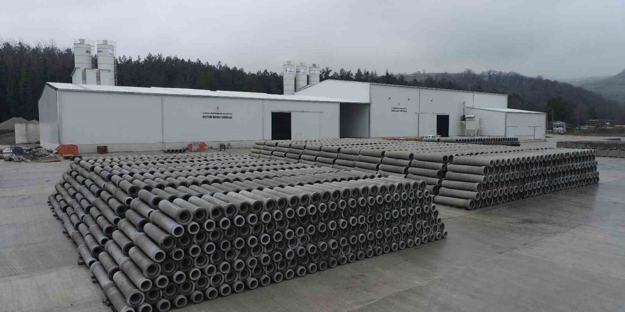 Karadeniz’in en büyüğü: Günde 3 bin metrekare parke ve 500 beton boru üretiyor