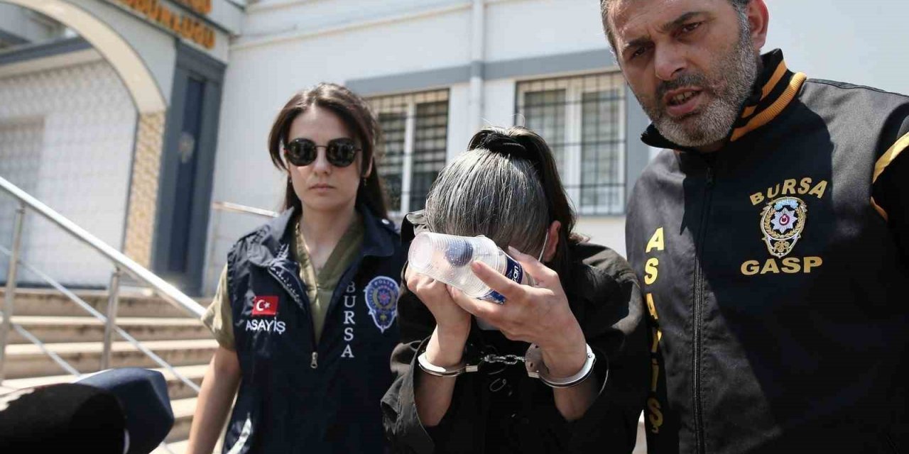 Yeğenini çöp evde ölüme terk eden teyze ilk kez hakim karşısında