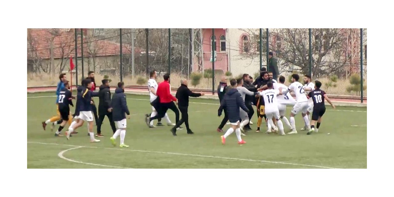 BAL’da maç sonrası kavga