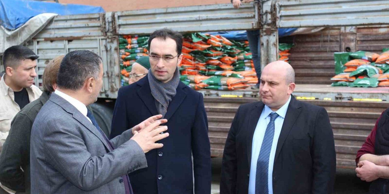 Çiftçilere yem bitkisi tohumu dağıtıldı