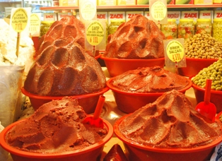 Vatandaş neye güveneceğini şaşırdı