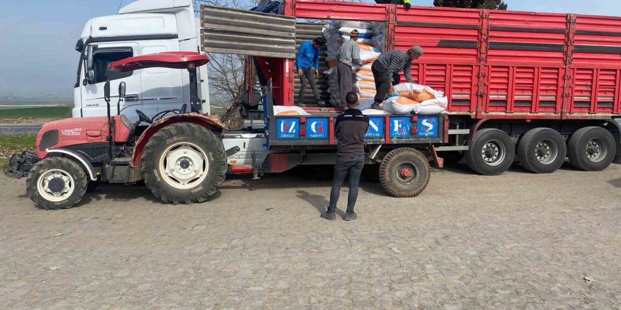 Gaziantep’te depremden etkilenen hayvan üreticilerine destek