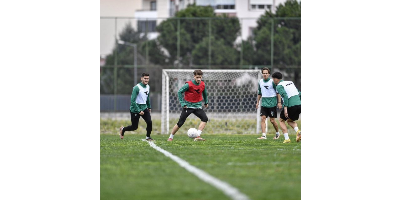 Bursaspor dar alanda çift kale maçlar yaptı