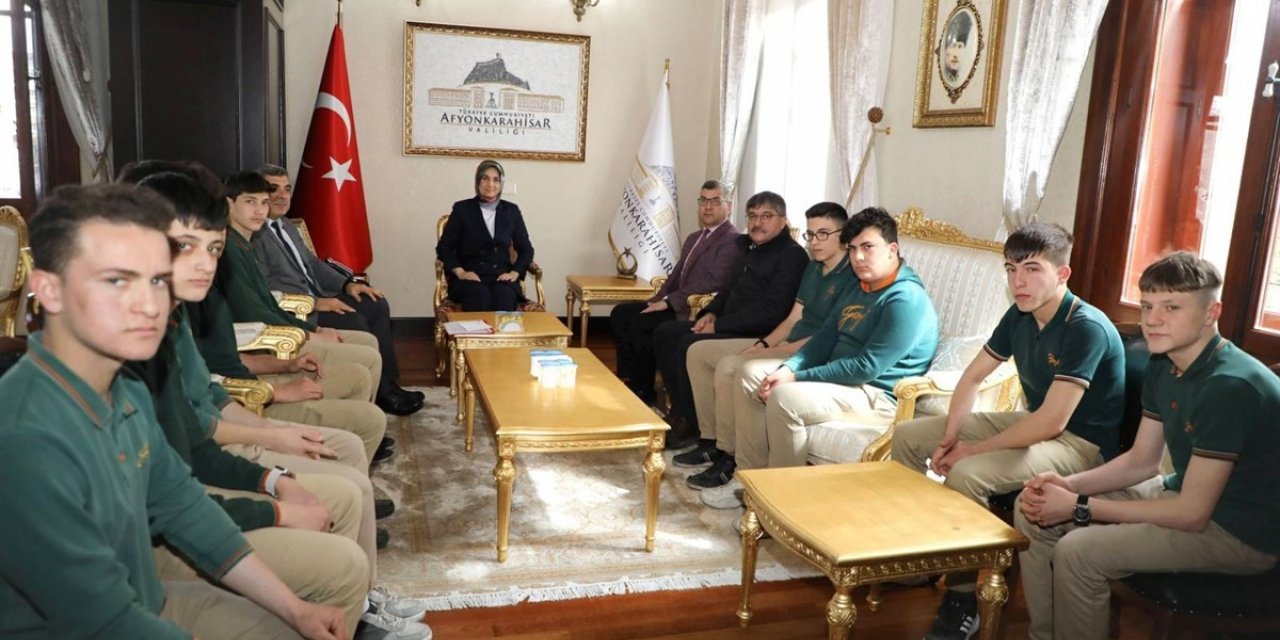 Vali Yiğitbaşı: “7 den 70’e milyonların tek yürek olduğu böyle bir dönemdeyiz”