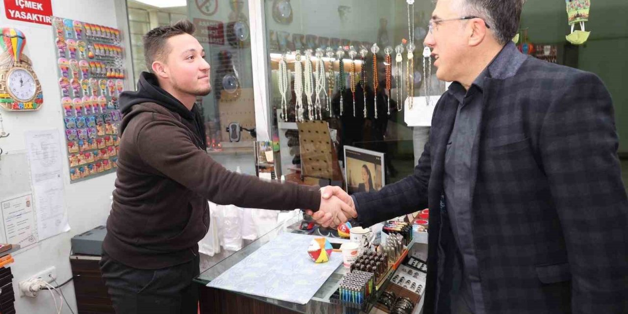 Başkan Savran’dan terminal esnafına ziyaret