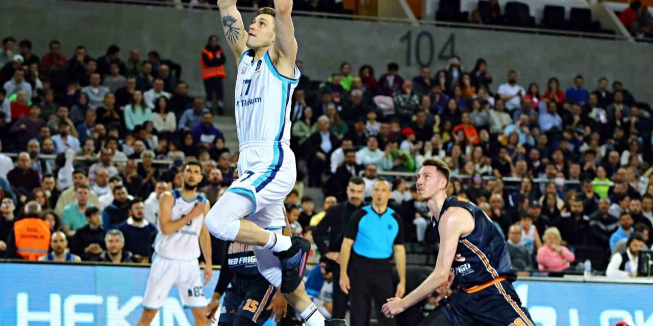 Türk Telekom Eurocup’ta liderliğe oynuyor