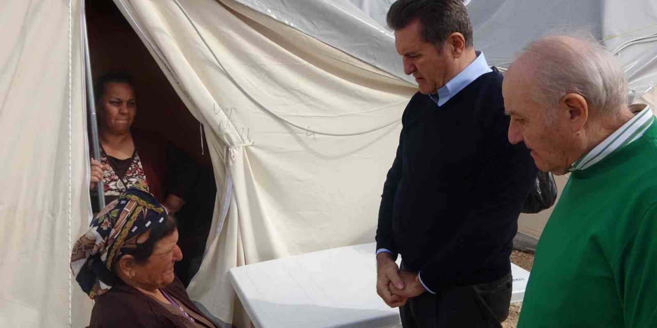 TDP Genel Başkanı Sarıgül, Hatay’da çadır kentteki depremzedeleri ziyaret etti