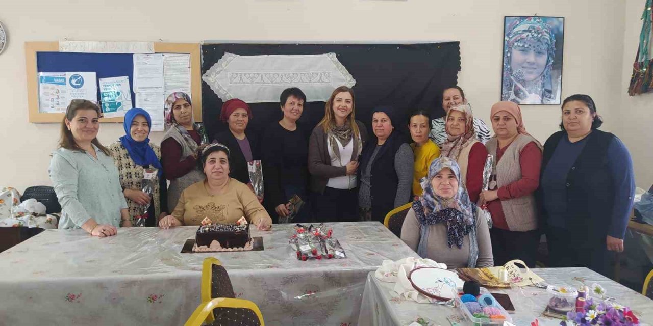 Karpuzlu HEM’de kadınlar kendi günlerini kutladı