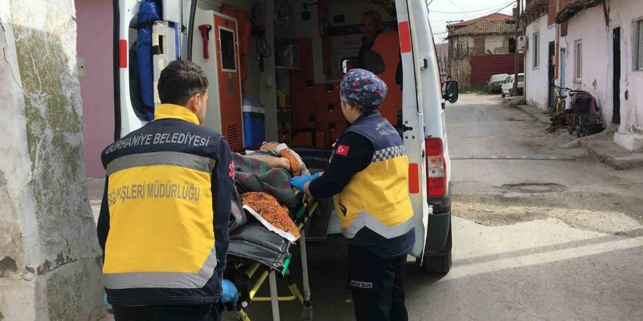 Burhaniye Belediyesi’nin evde bakım ve sağlık hizmetleri devam ediyor