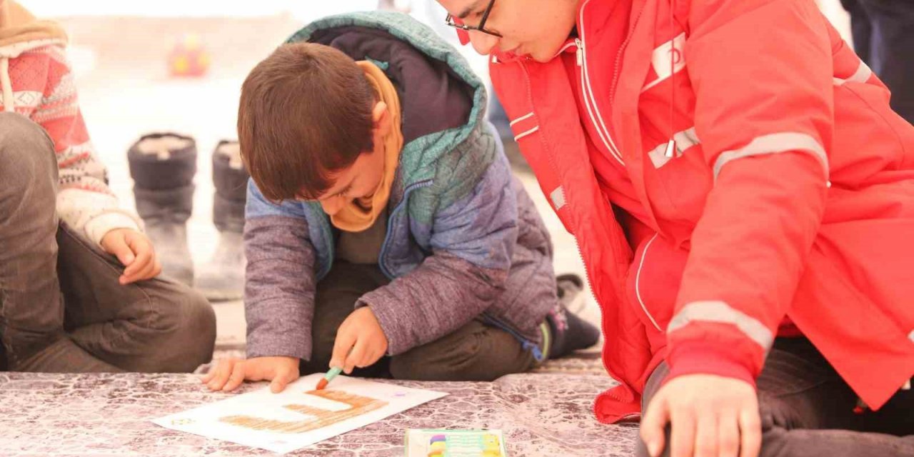 Kızılay’dan afetzedelere yönelik psikososyal destek