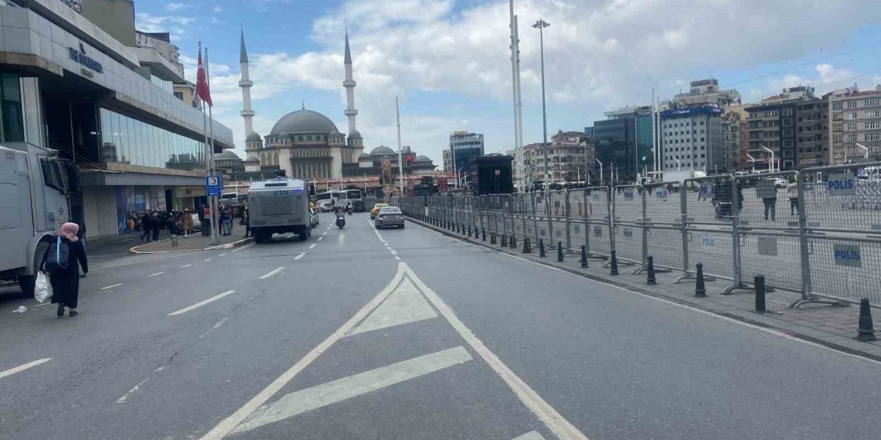 Taksim’de güvenlik önlemleri üst seviyeye çıkartıldı
