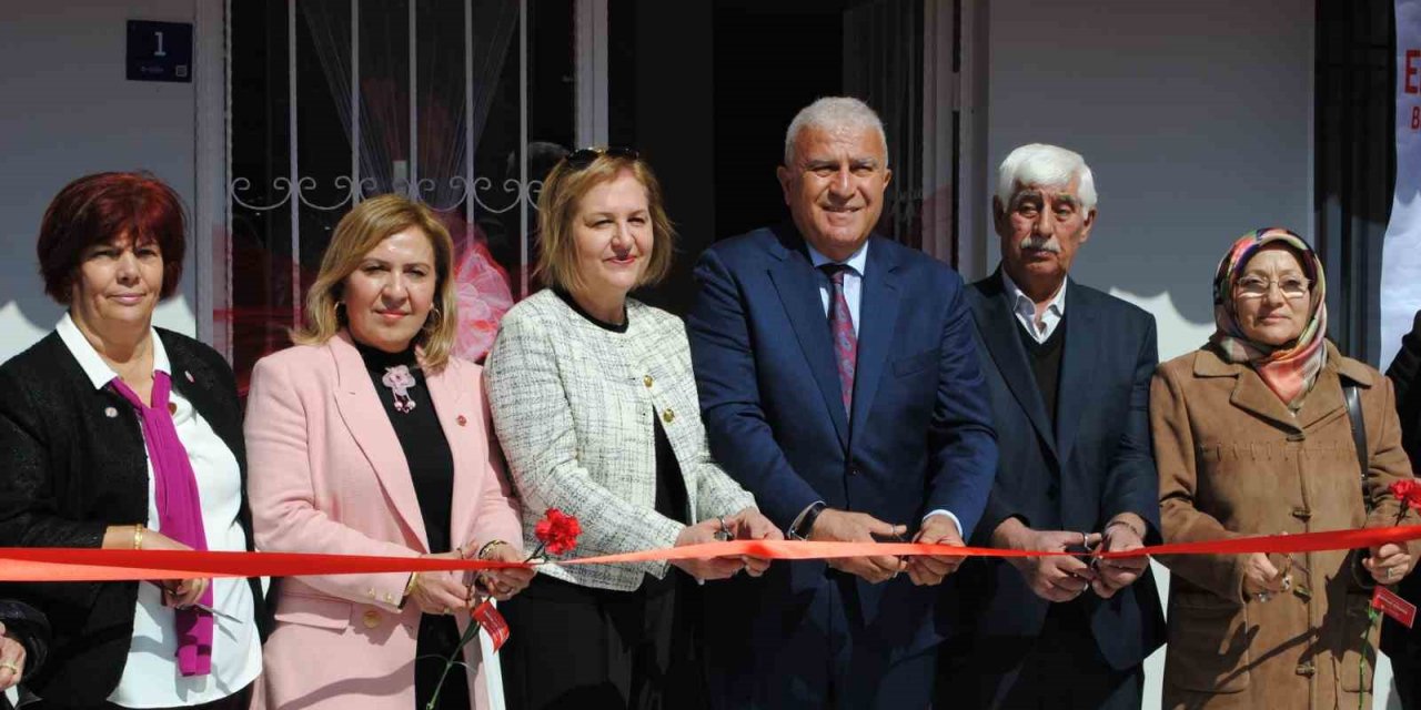 Efeler’de 5’inci Hanımevi düzenlenen tören ile kapılarını açtı