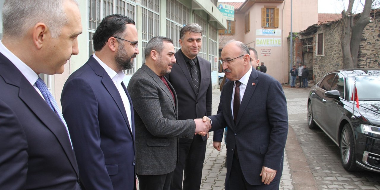 Vali Karadeniz’den Kula’daki STK’lara teşekkür ziyareti