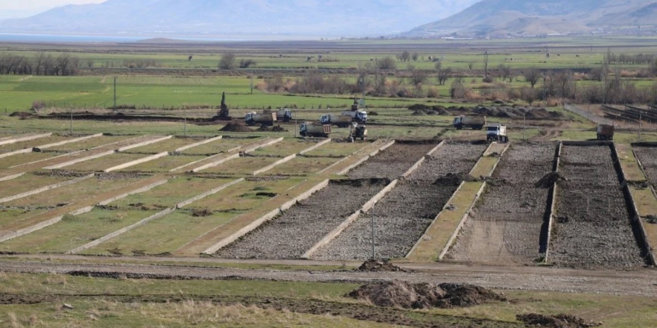Elazığ’da biyolojik atık su arıtma tesisi için ilk kazma vuruldu