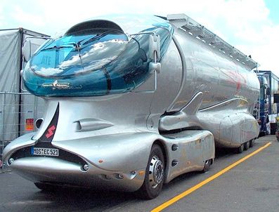 Uzay Mekiği değil TIR