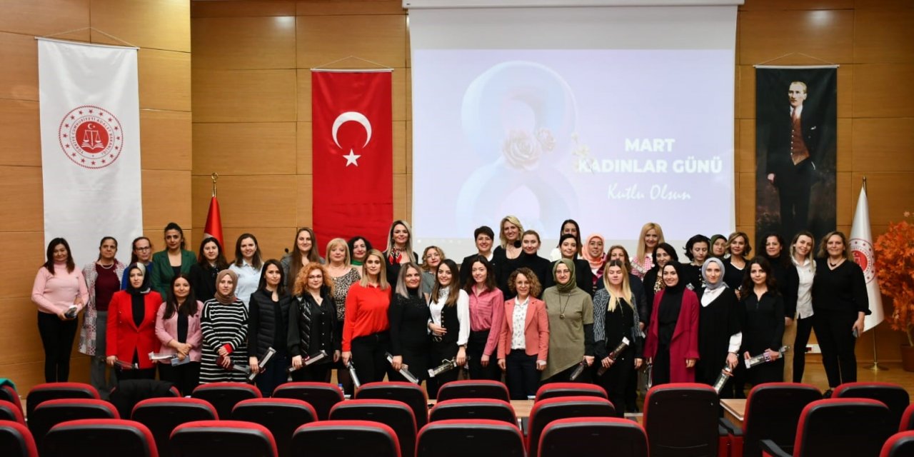 Mahkumlara Kadınlar Günü kutlaması