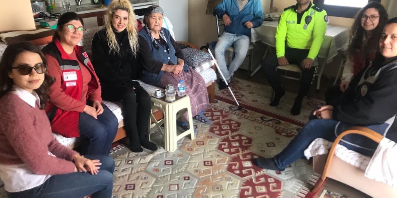 Datça’da şehit annesi kadınlar gününde yalnız bırakılmadı