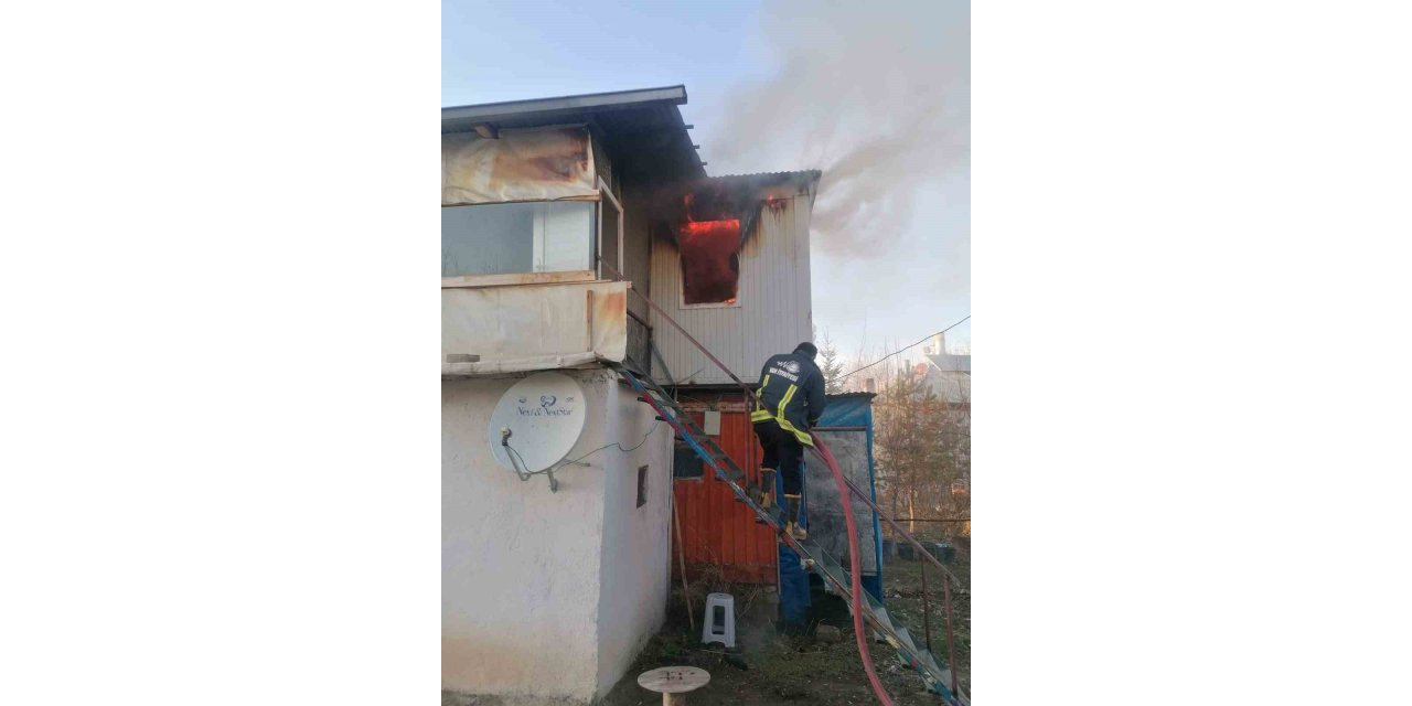 Van’da konteyner yangını