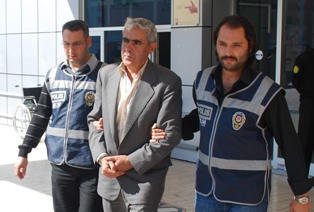 Hastalığına iyi geldiği için esrar içiyormuş