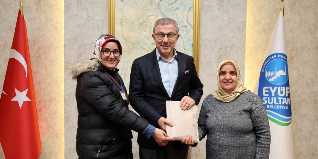 Eyüpsultan’daki Kardeşlik Çarşısı’nda depremzedeler için 118 bin 707 TL toplandı