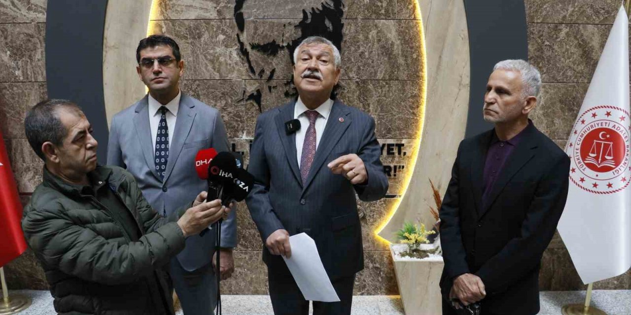 Adana Büyükşehir Belediyesi Başkanı Karalar, kendini ve kurumunu savcılığa ihbar etti