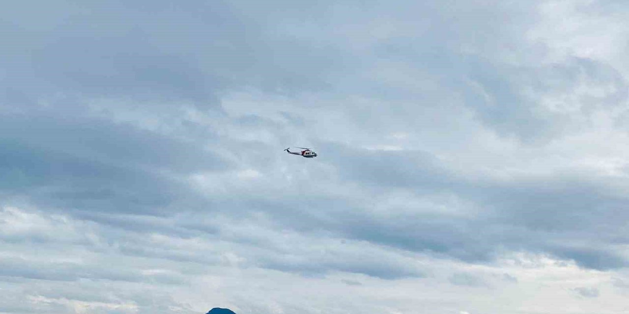 Karadeniz’de yük gemisinden düşen vatandaşı arama çalışmaları sürüyor