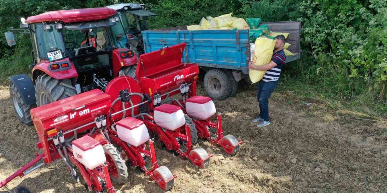 7 bin çiftçiye 25 milyon TL değerinde 2 bin ton gübre