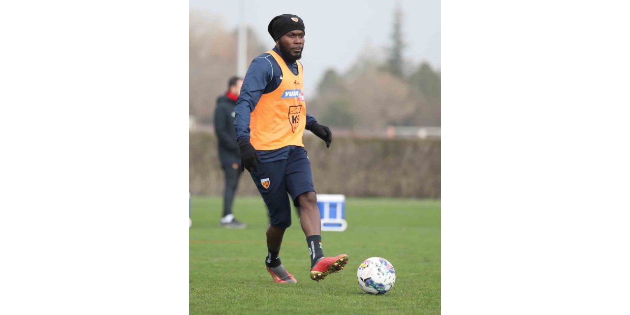 Joseph Attamah ameliyat oldu