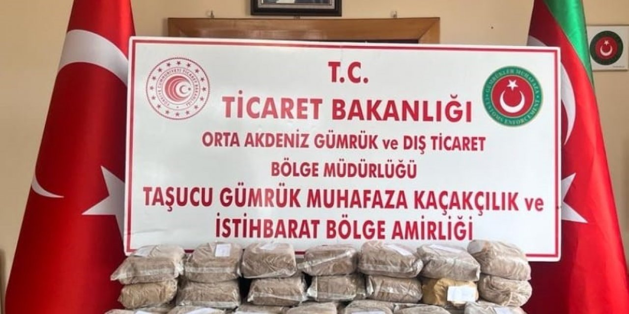 Gümrük Muhafaza ekipleri Mersin’de 35 kilogram esrar ele geçirdi