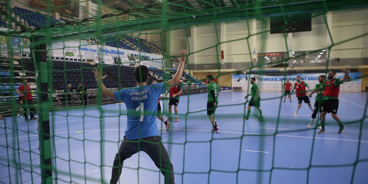 Büyükşehir’in hentbolda hedef Türkiye Kupası