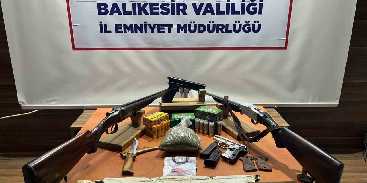 Balıkesir’de terör örgütü DEAŞ üyesi 5 kişi yakalandı