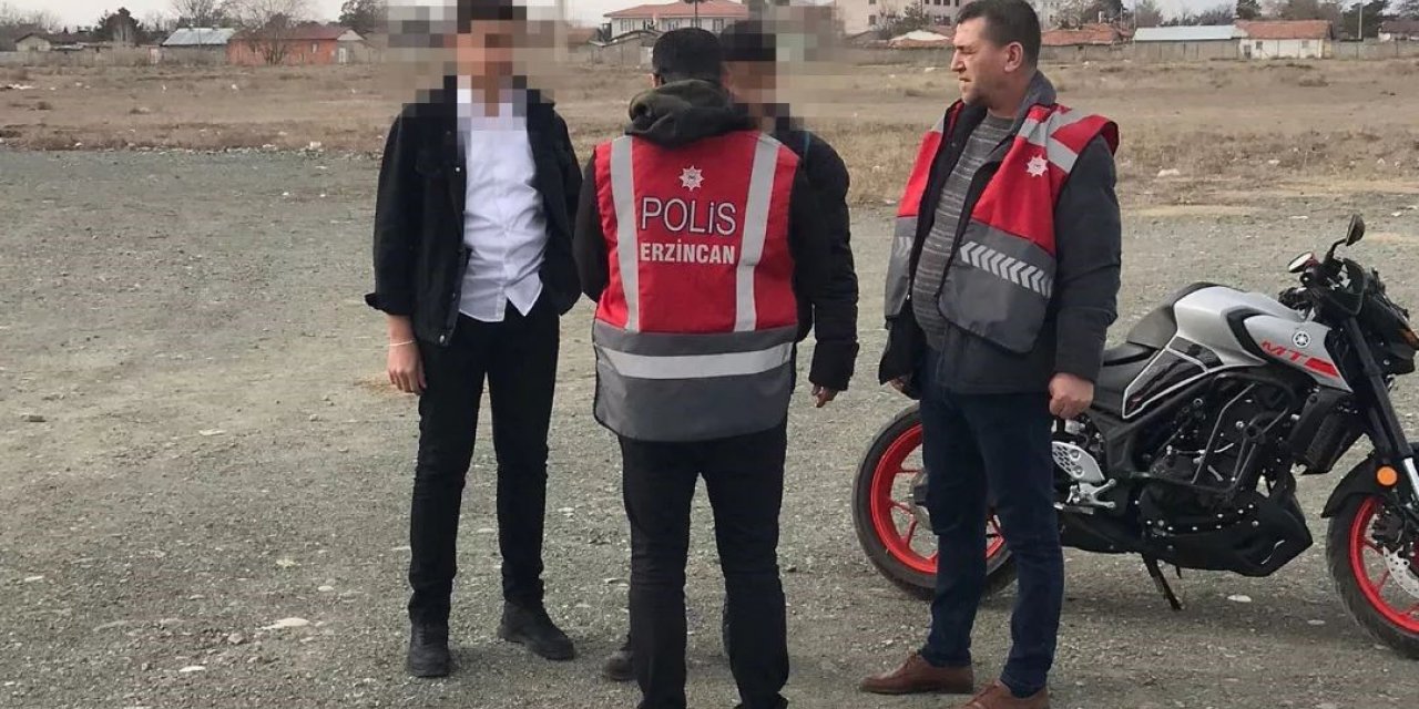 Okul önlerinde polis denetimi