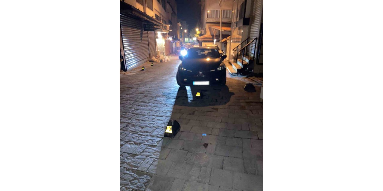 Kuşadası Belediyesi, kamu malına zarar verenlerin ceza alması için harekete geçti