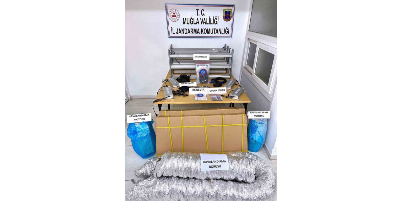 Evinde uyuşturucu imal düzeneği kurmuş