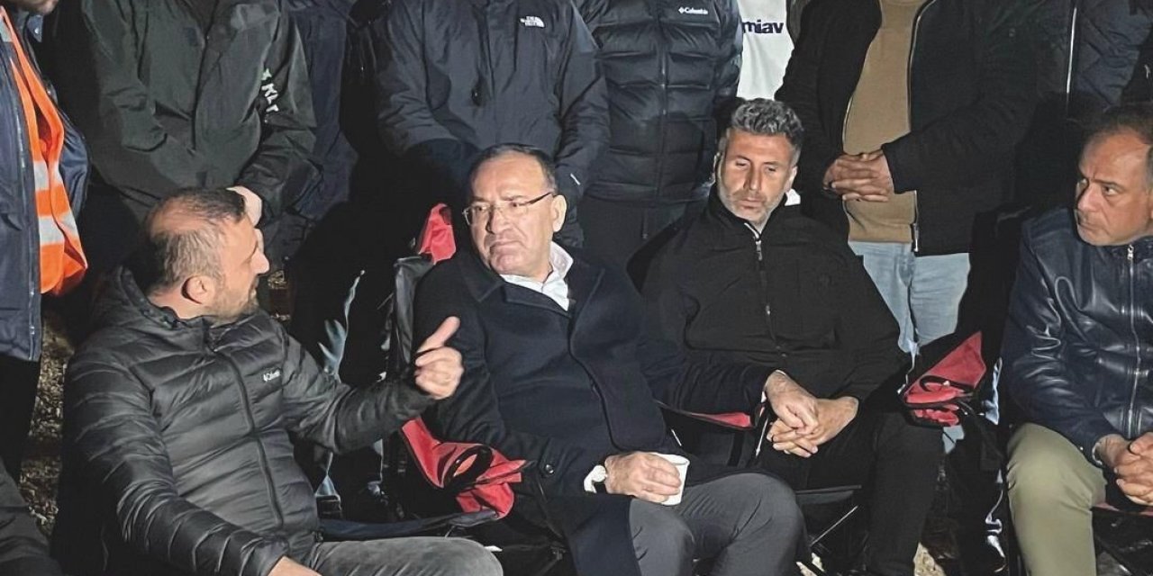 Adalet Bakanı Bozdağ, TBB’nin Hatay’daki koordinasyon merkezini ziyaret etti