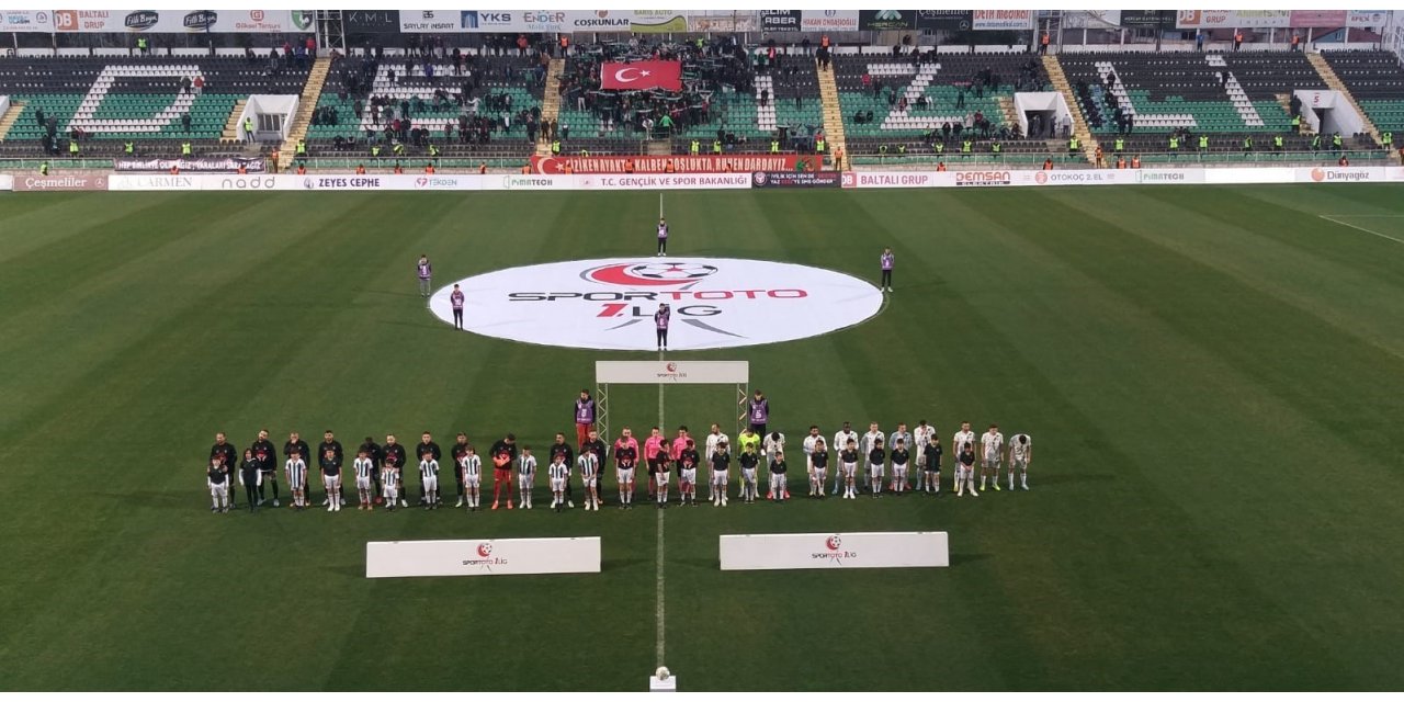 Gergin geçen Denizlispor-Sakaryaspor maçına ceza yağdı