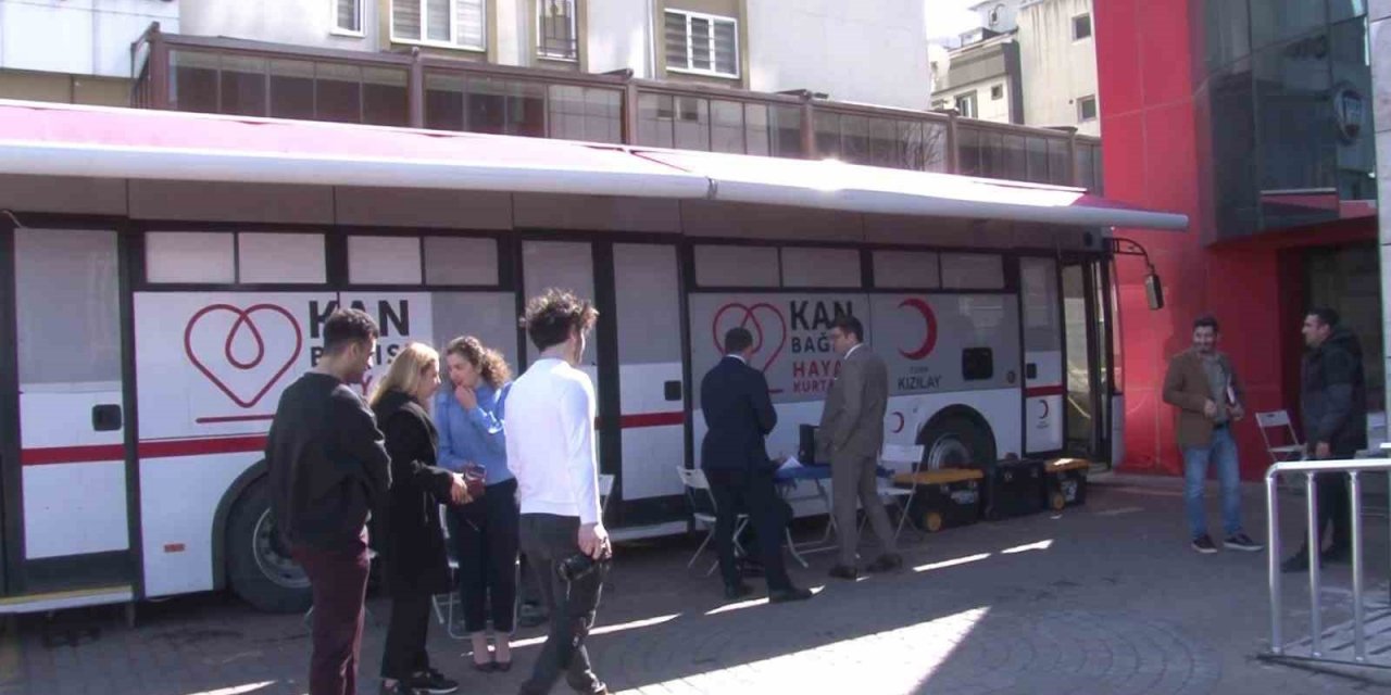 Birevim’den depremzedelere kan bağışı