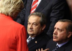 MHP'den gelin aldı